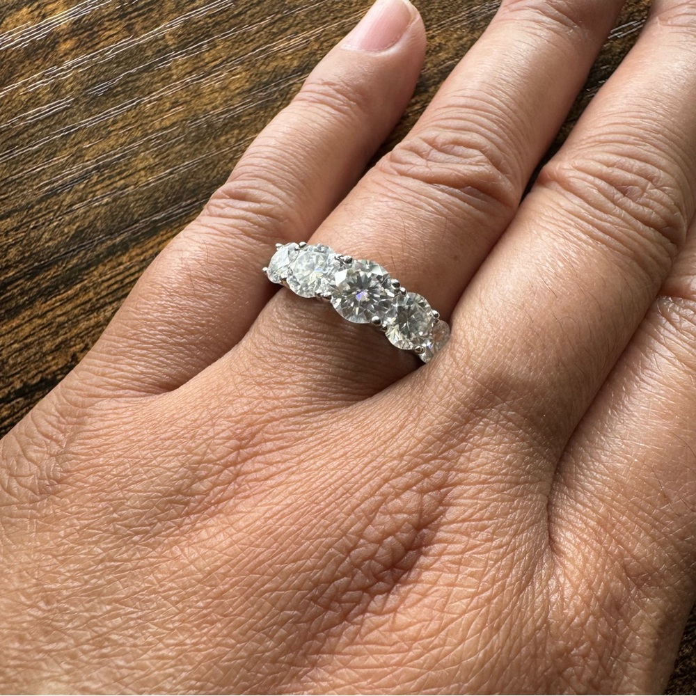 Moissanite Sterling Silver 925 Ring size 8 - Picture 6 of 6